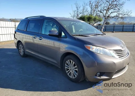 2012 Toyota Sienna Xle из США, поврежденный, VIN 5TDYK3DC0CS233414